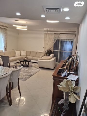 חיים בר לב 5