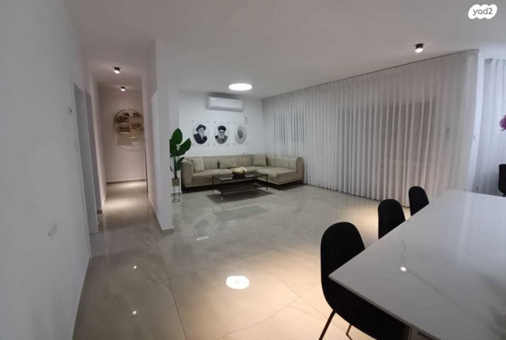 דוד אלעזר 16