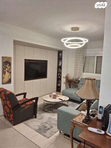 גג/ פנטהאוז, חיים בר לב 5, גן מוטה גור, עכו