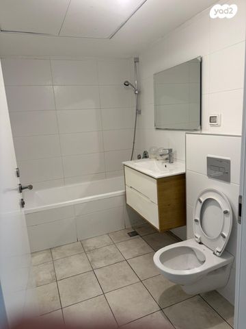 דירה, יצחק שמיר 14, רמת הדר, גבעת שמואל