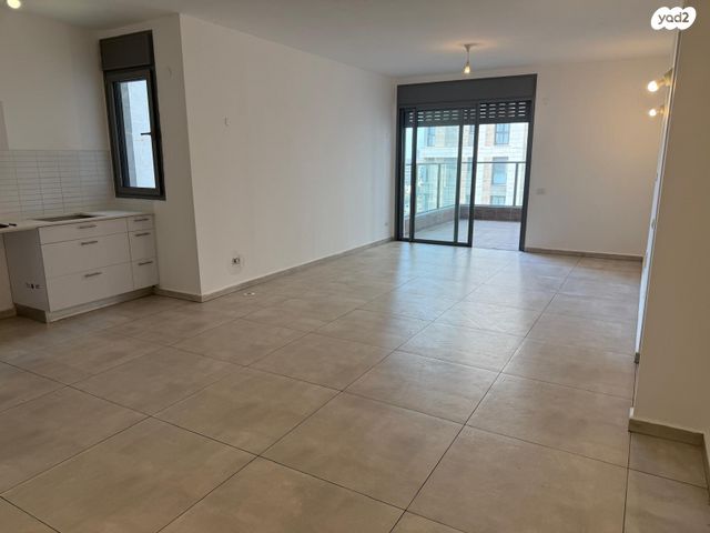 דירה, יצחק שמיר 14, רמת הדר, גבעת שמואל