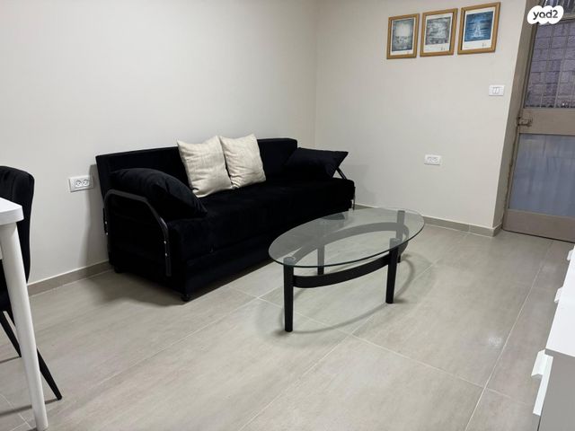 יחידת דיור, דוד פ. מרץ 26, רמת שרת, ירושלים