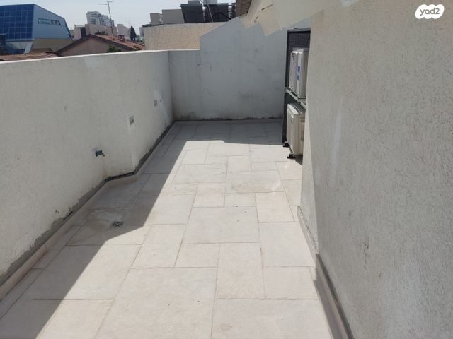 יחידת דיור, גולומב 40, מרכז, קרית עבודה, חולון