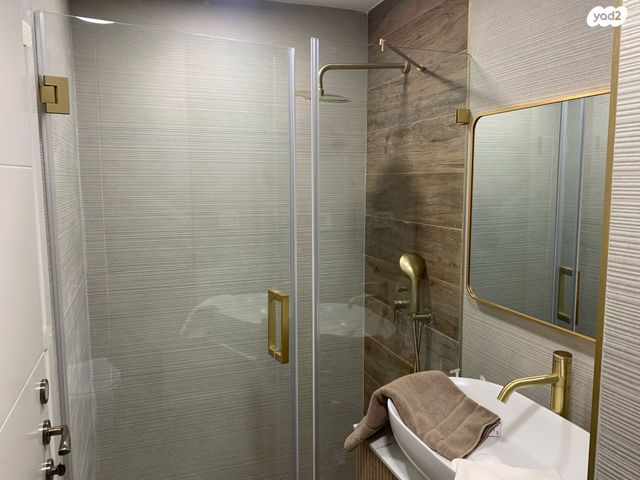 יחידת דיור, דוד פ. מרץ 26, רמת שרת, ירושלים