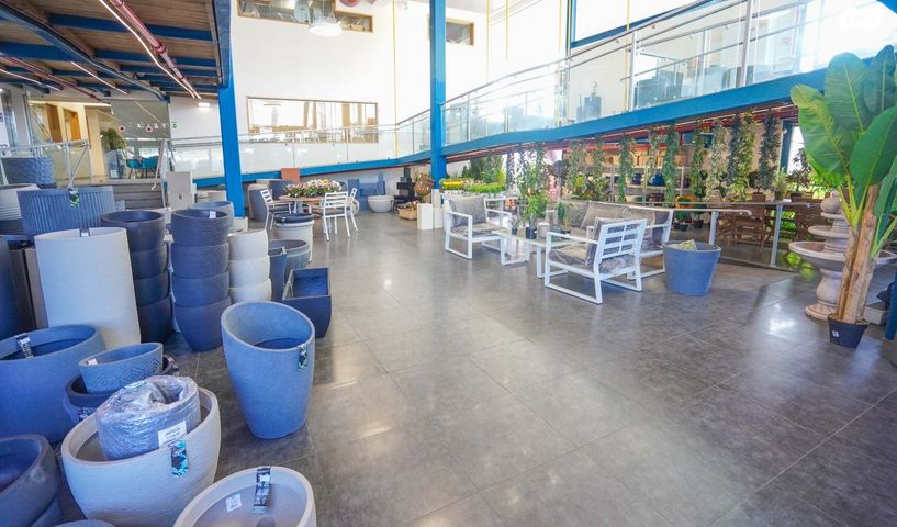 מחסנים, האקליפטוס 1, פארק תעשיות עמק חפר, פארק תעשיות עמק חפר