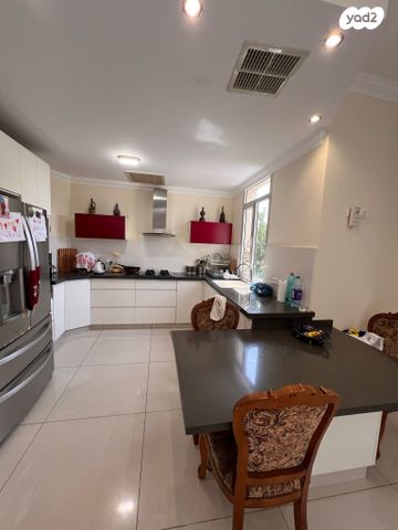 בית פרטי/ קוטג', אלונים 1, חיננית, חיננית