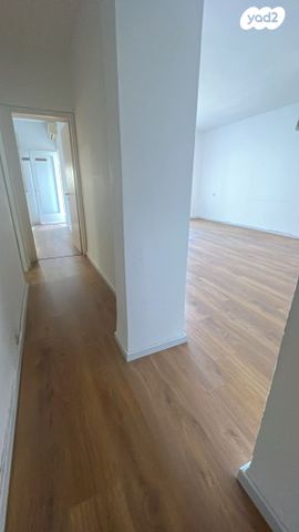 דירה, קדימה 24, כבירים, חיפה