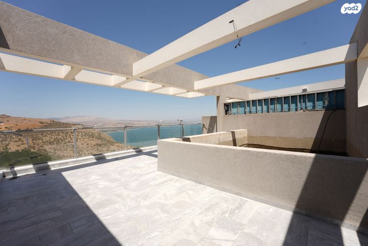 גג/ פנטהאוז, מורן, שיכון עובדים, טבריה