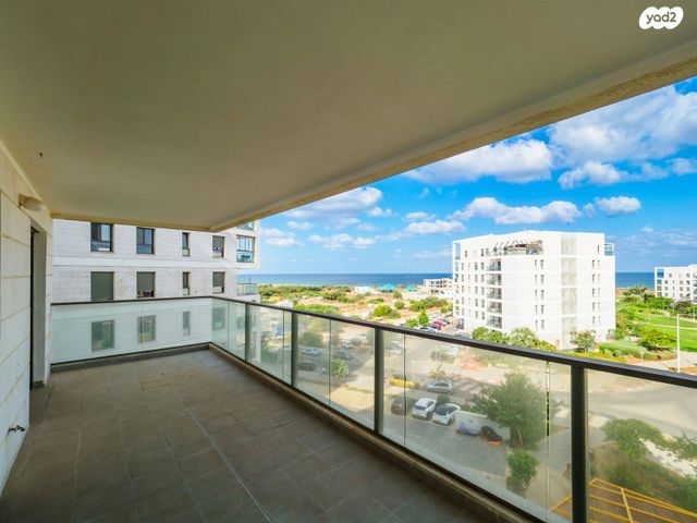 דירה, אלמוג 8, אכזיב, נהריה