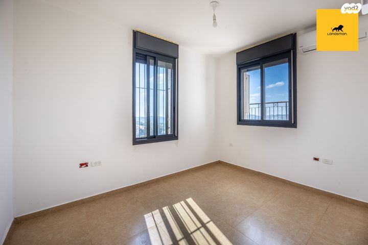 בית פרטי/ קוטג', ראשונים 27, מעוז ציון ב', מבשרת ציון