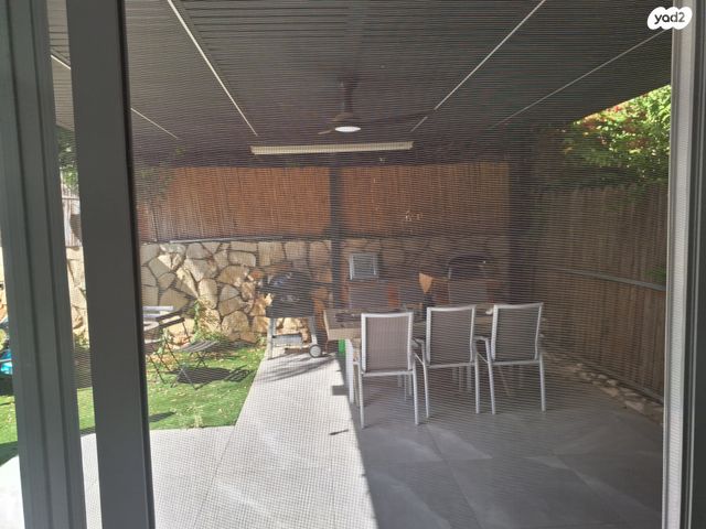 דו משפחתי, סמטת הכלנית, נורדיה, נורדיה