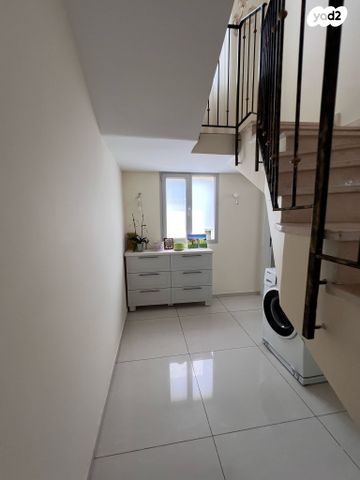 בית פרטי/ קוטג', אלונים 1, חיננית, חיננית