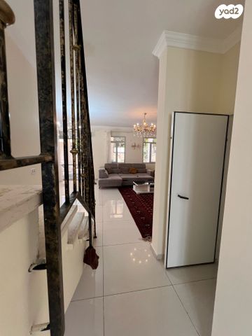 בית פרטי/ קוטג', אלונים 1, חיננית, חיננית