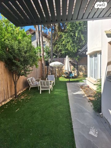 סמטת הכלנית 