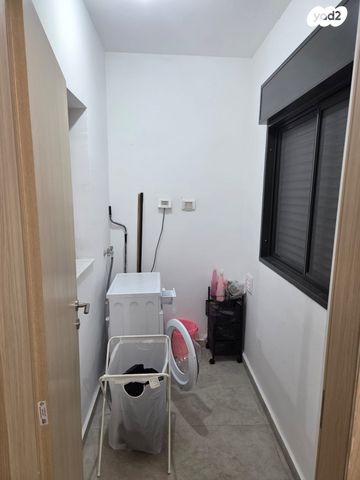 דירה, חיים לבב, יצחק שמיר, נהריה