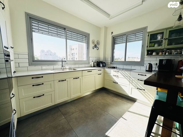 דירה, השר משה, נגבה, רמת גן