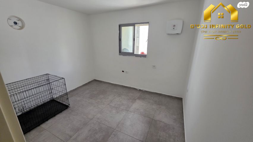 דירה, מעו"ף, חריש