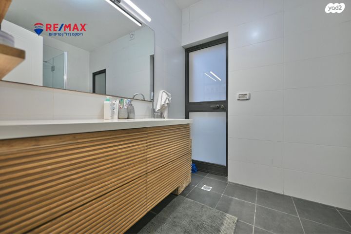 בית פרטי/ קוטג', חדיד