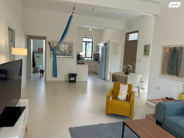 דירה, זאב ז'בוטינסקי, כרמל צרפתי, חיפה