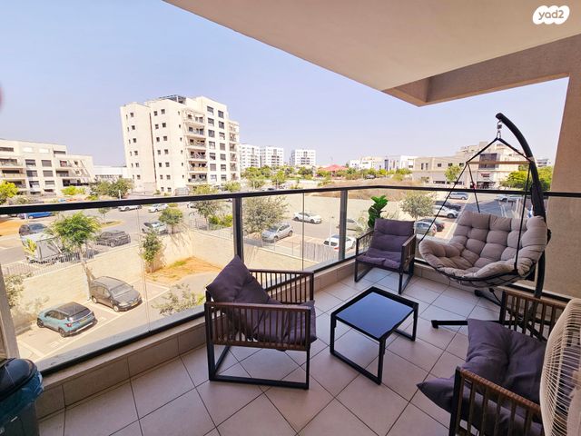 דירה, ספיר 23, אבני חן, חריש