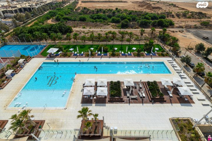 דירה, אהוד מנור, עיר ימים, נתניה