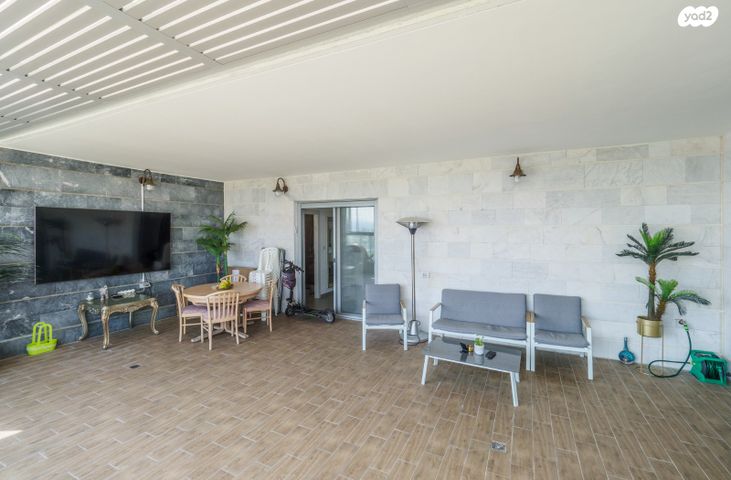 גג/ פנטהאוז, ליבנה, יצחק שמיר, נהריה