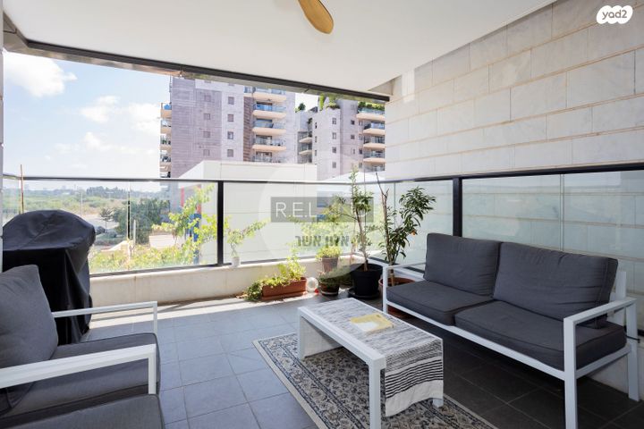 דירה, גליל ים (מתחם הכוכבים), הרצליה