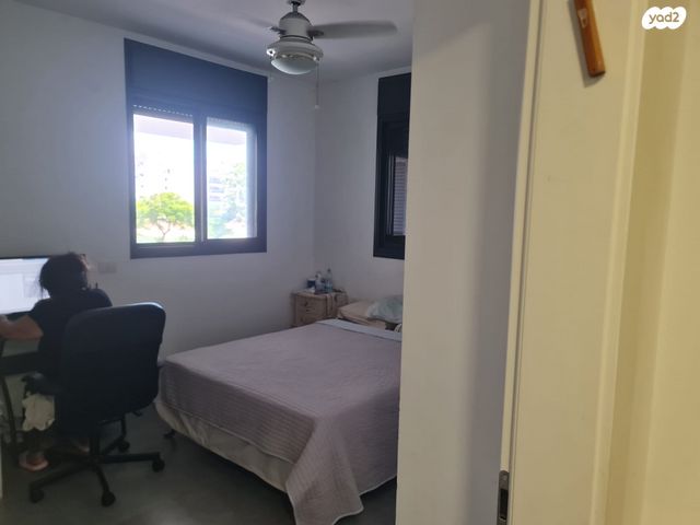 דירה, קרית שז"ר, רעננה