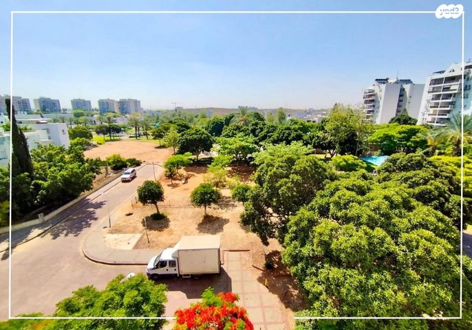 דירה, יהואחז המלך, רובע י"ג, אשדוד