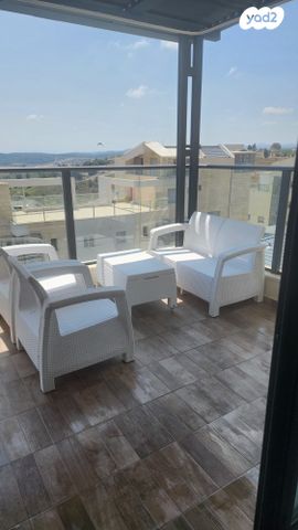 דופלקס, יקנעם עילית