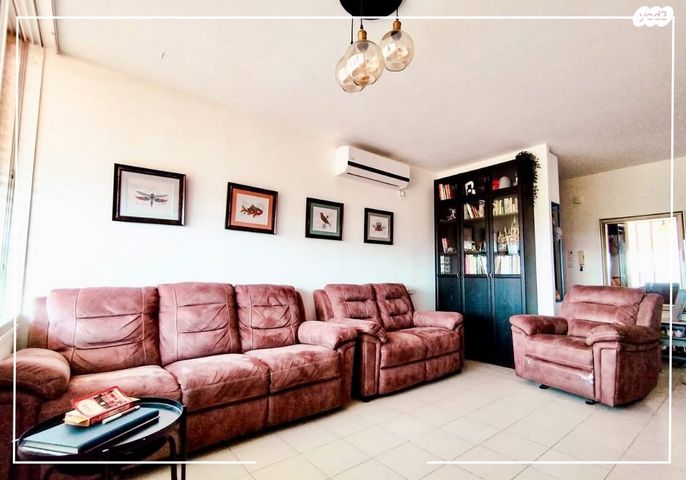 דירה, יהואחז המלך, רובע י"ג, אשדוד