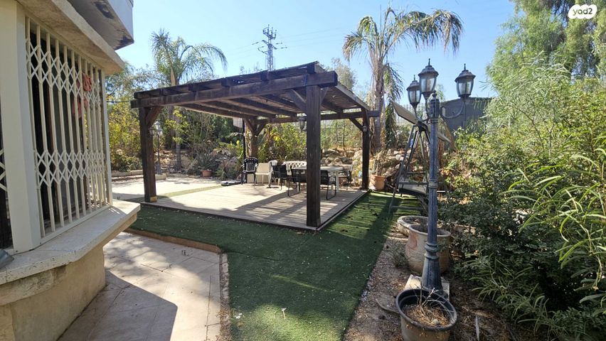 בית פרטי/ קוטג', מיתר / כרמית