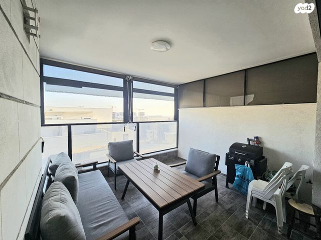 דירה, נתיבות