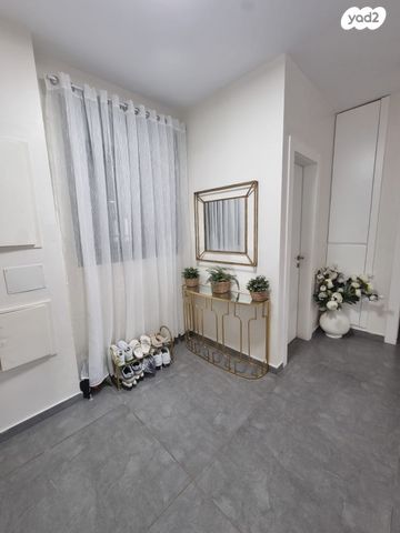 בית פרטי/ קוטג', נעלה