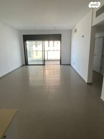 דירה, נעמי שמר 9, דרום חדש, פארק הים, בת ים