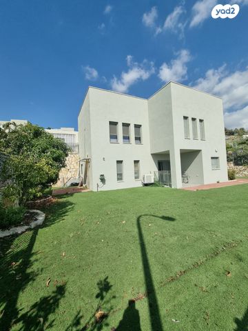 בית פרטי/ קוטג', נעלה