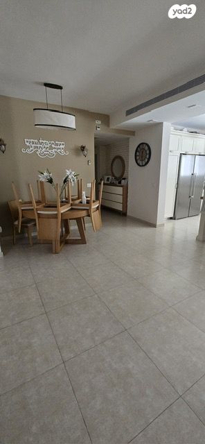 בית פרטי/ קוטג', תל חי, נאות הפרחים, גן יבנה