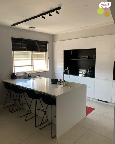 בית פרטי/ קוטג', בנימינה גבעת עדה