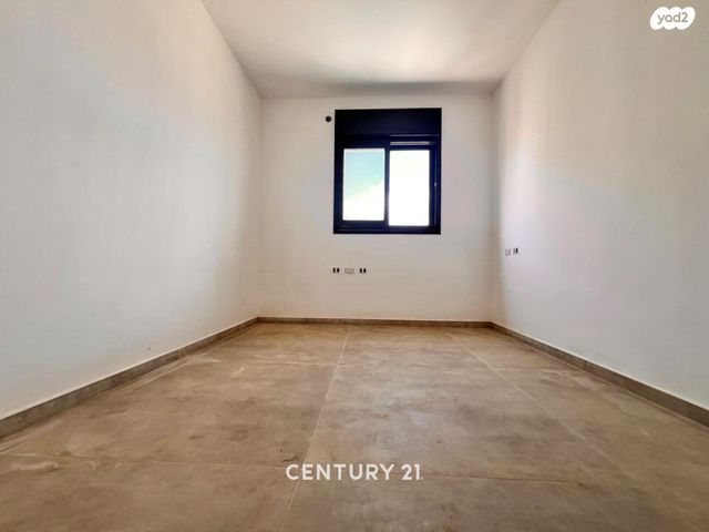 דירה, הרב אברהם זקן, מורדות ארנונה, ירושלים