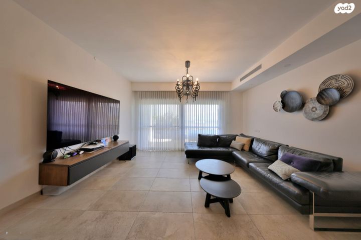 דירת גן, צפת, קרית בנימין, קרית אתא