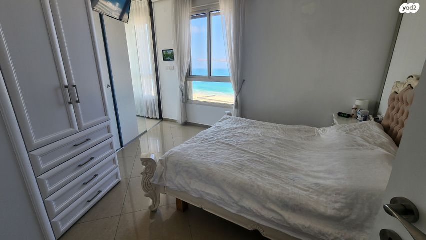 דירה, יצחק שדה, דרום מערב ותיק, בת ים