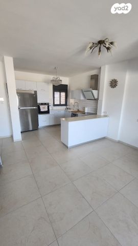 דופלקס, יקנעם עילית