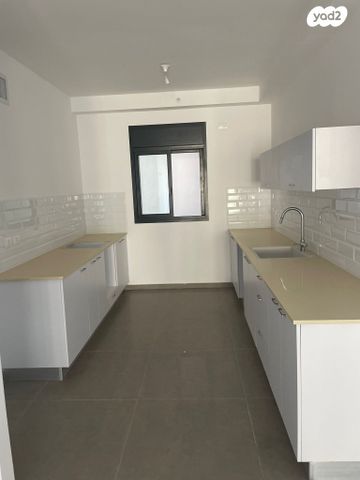 דירה, נעמי שמר 9, דרום חדש, פארק הים, בת ים