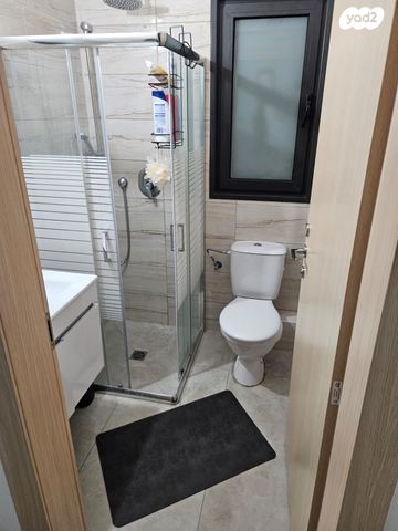 דירה, חיים לבב, יצחק שמיר, נהריה