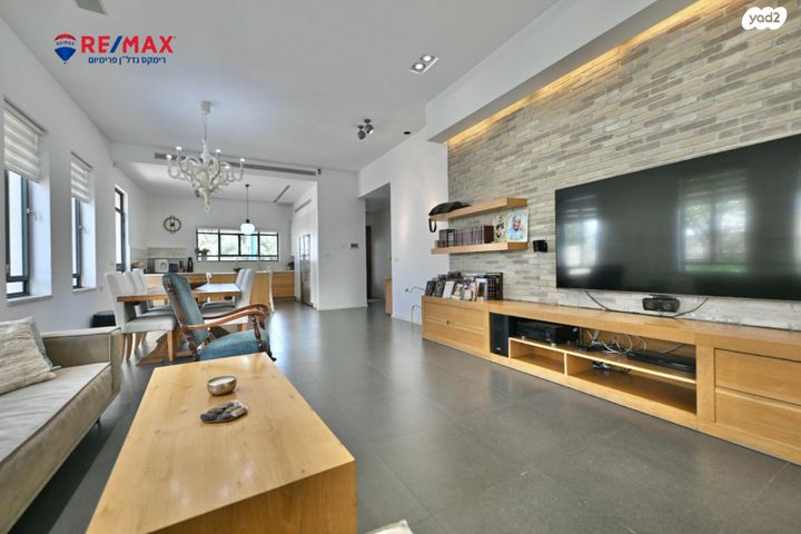 בית פרטי/ קוטג', חדיד