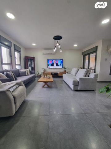 בית פרטי/ קוטג', נעלה