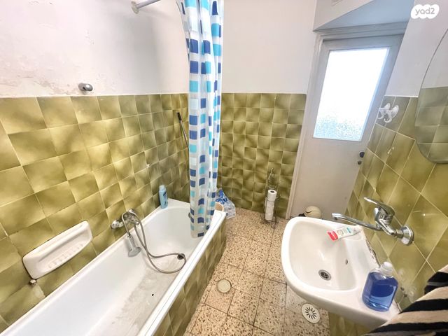 דירה, הרב יצחק בן חנן 5, נאות גנים, נתניה