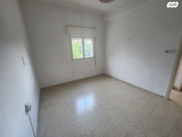 דירה, שדרות אליהו גולומב, הדר עליון, חיפה