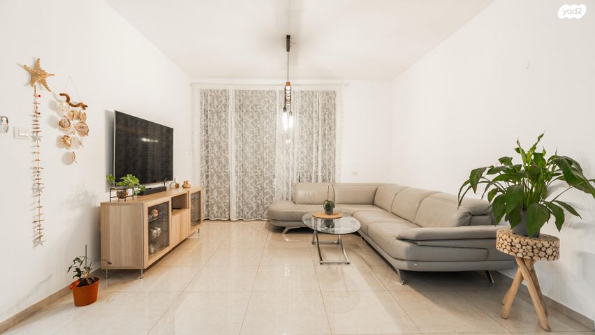 דירת גן, מקס איזידור בודנהימר 10, רמות הרכס, באר שבע