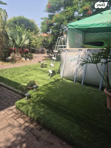 בית פרטי/ קוטג', תמר 15, שיכון א, כפר יונה